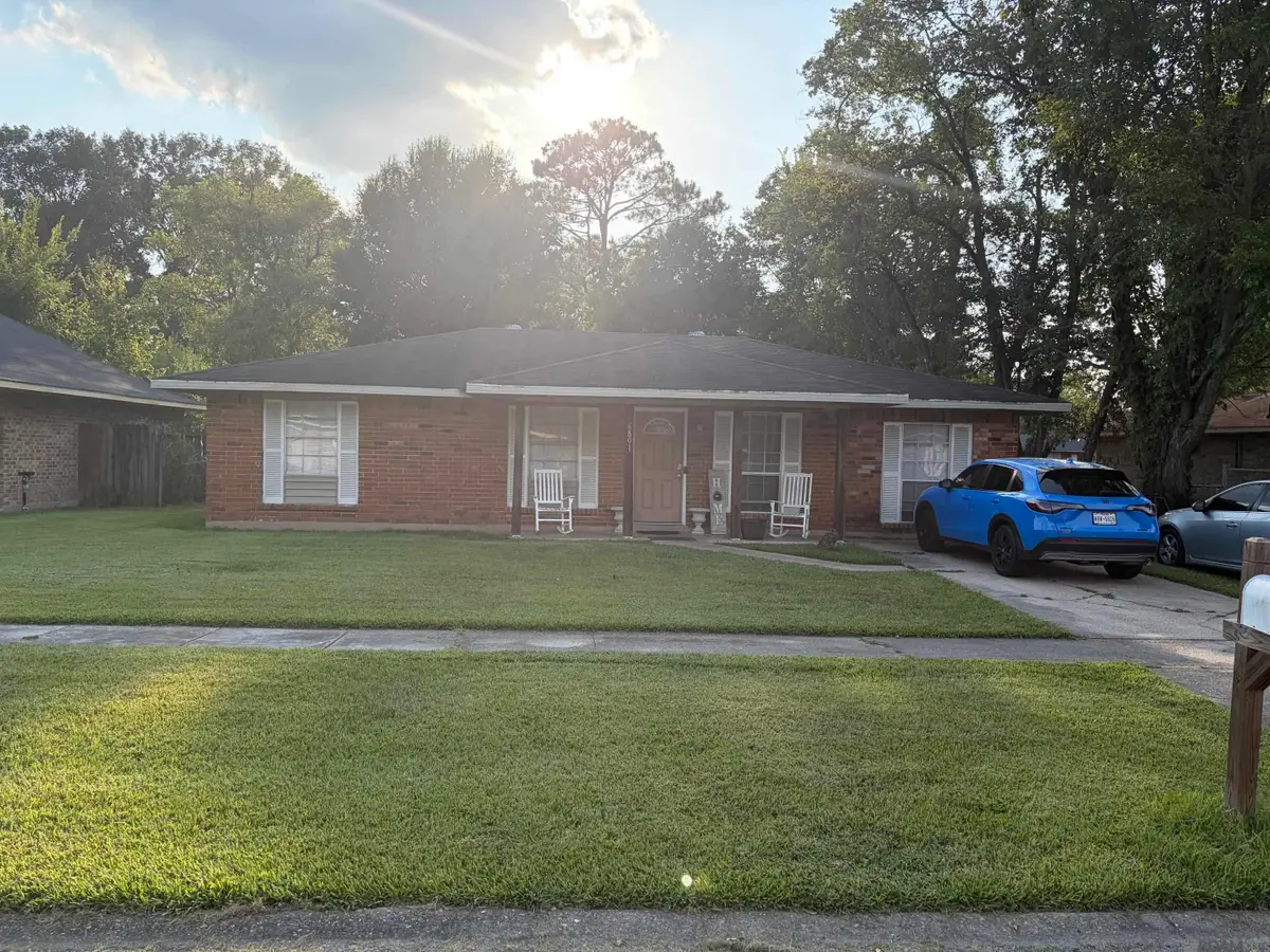 6801 Oak Park Dr, Baton Rouge, LA 70812 - #1