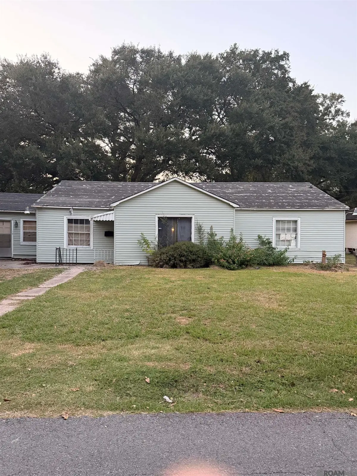 520 W 11th St, Crowley, LA 70526 - #1