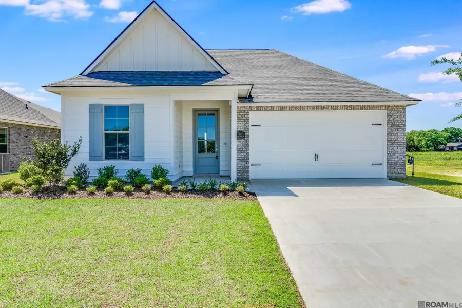 37370 Hereford Street, Prairieville, LA 70769 - #3
