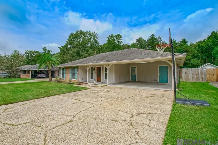 15351 Country Rd, Greenwell Springs, LA 70739 - #3