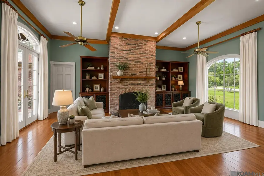 11384 Greenside Dr, Gonzales, LA 70737 - #2