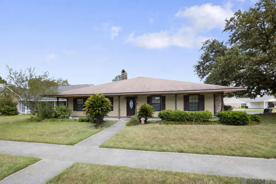 1647 Tallwood Dr, Baton Rouge, LA 70816 - #2