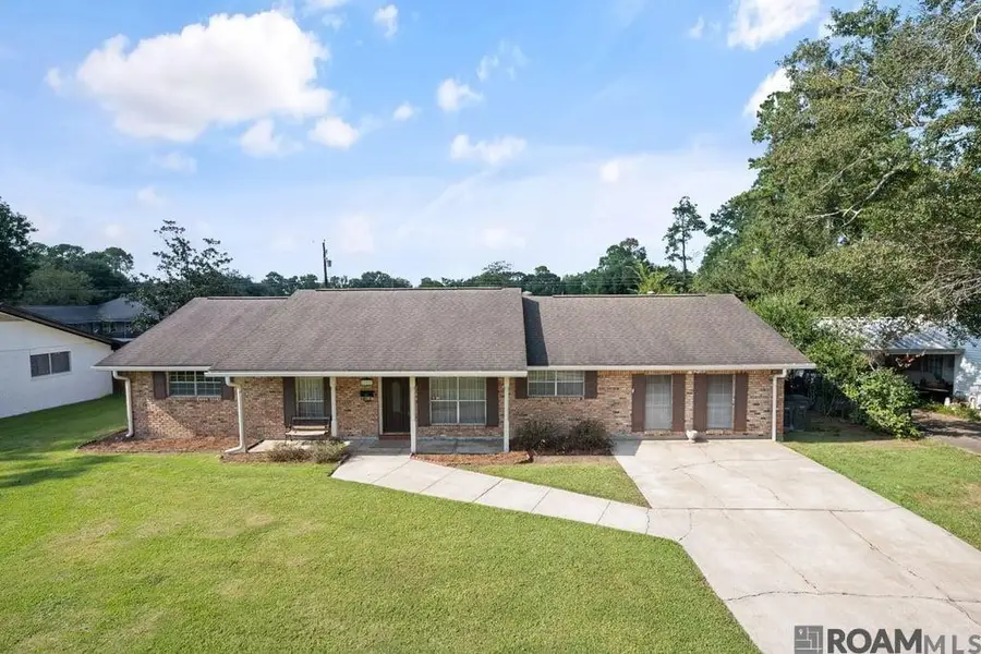 11065 Bellarbor Dr, Baton Rouge, LA 70815 - #2