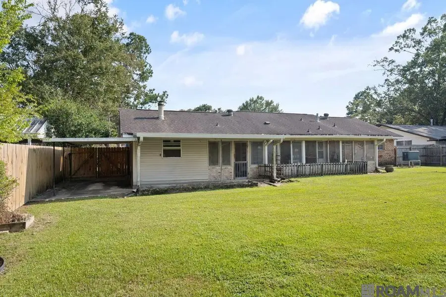 11065 Bellarbor Dr, Baton Rouge, LA 70815 - #3