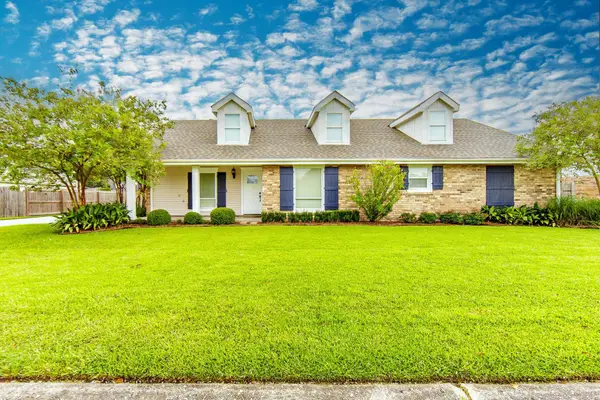 414 Rosella, Thibodaux, LA 70301