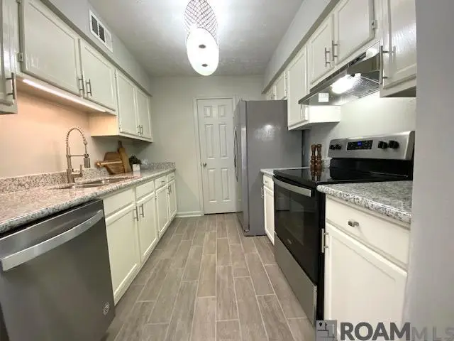 5293 Brightside View Dr, Baton Rouge, LA 70820 - #2