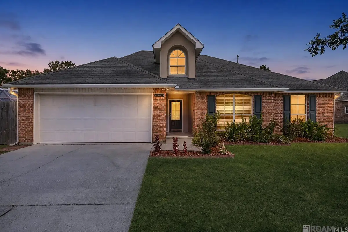 26213 Millstone Dr, Denham Springs, LA 70726 - #1