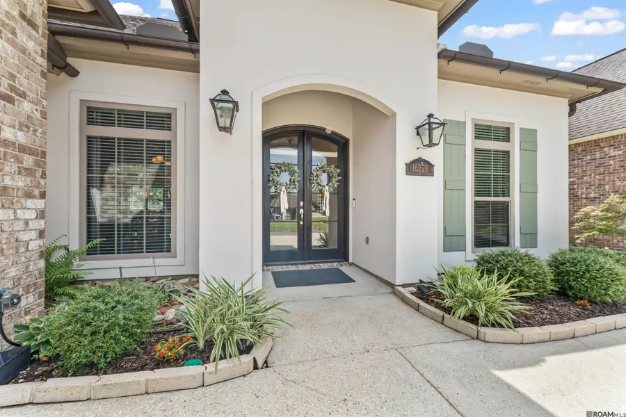 16228 Woodland Trail Ave, Baton Rouge, LA 70817 - #2
