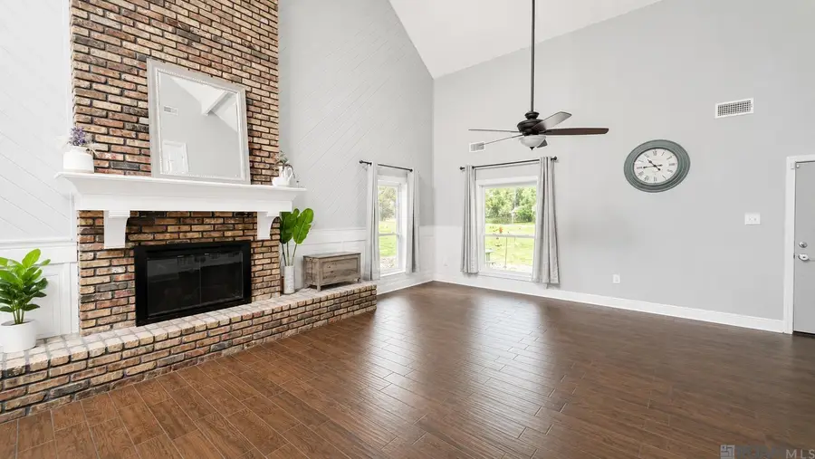 16227 Chevernt Ave, Greenwell Springs, LA 70739 - #3