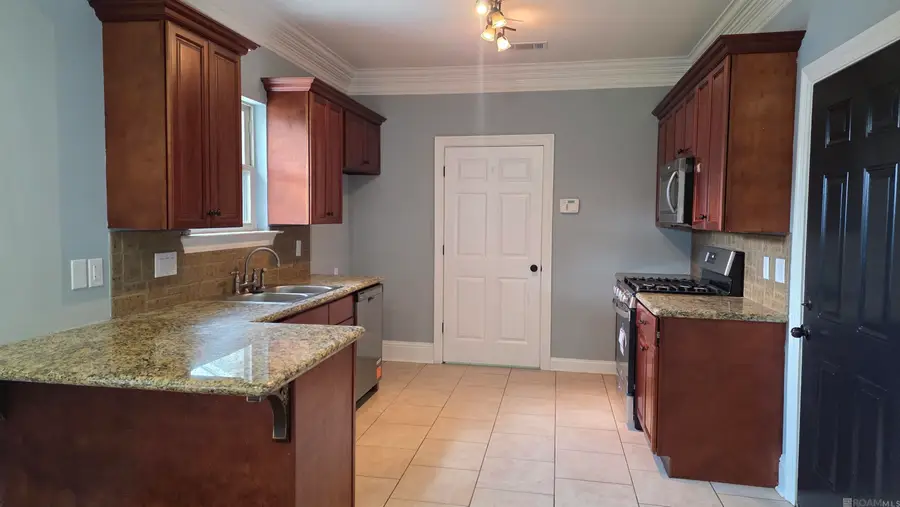 3527 Ocala Ave, Baton Rouge, LA 70814 - #3