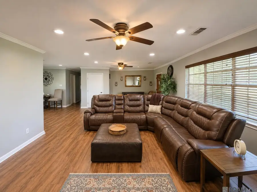 39026 Dame Dr, Prairieville, LA 70769 - #2