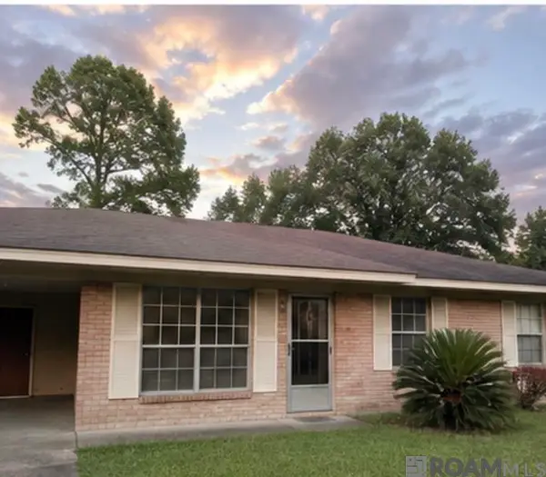 2046 Oak Grove Dr, Baton Rouge, LA 70815