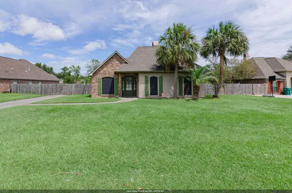 36474 Rosalie Ave, Denham Springs, LA 70706