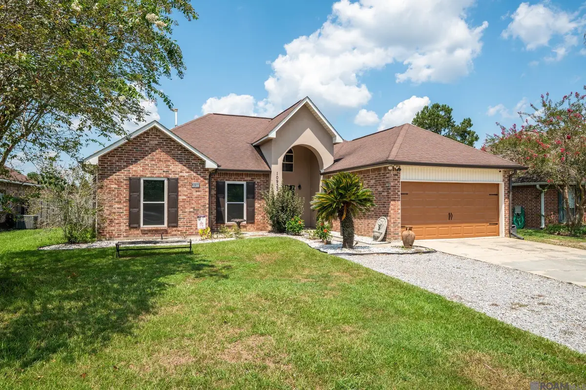 10933 Woodhaven Dr, Denham Springs, LA 70726 - #1