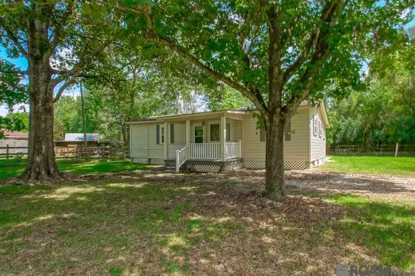 33872 Courtney Ln, Denham Springs, LA 70706