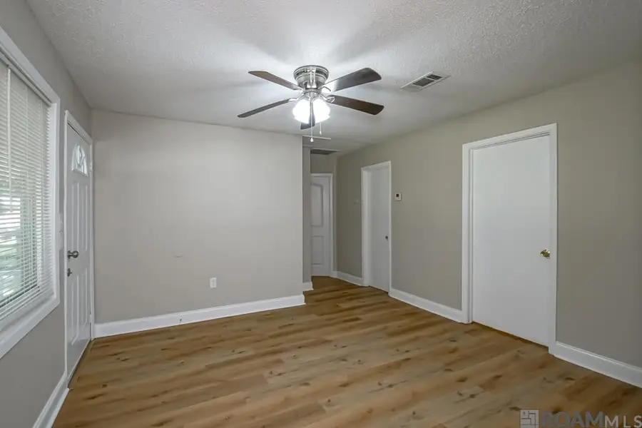 33872 Courtney Ln, Denham Springs, LA 70706 - #3