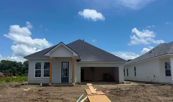 9058 Parkway Dr, Baton Rouge, LA 70810