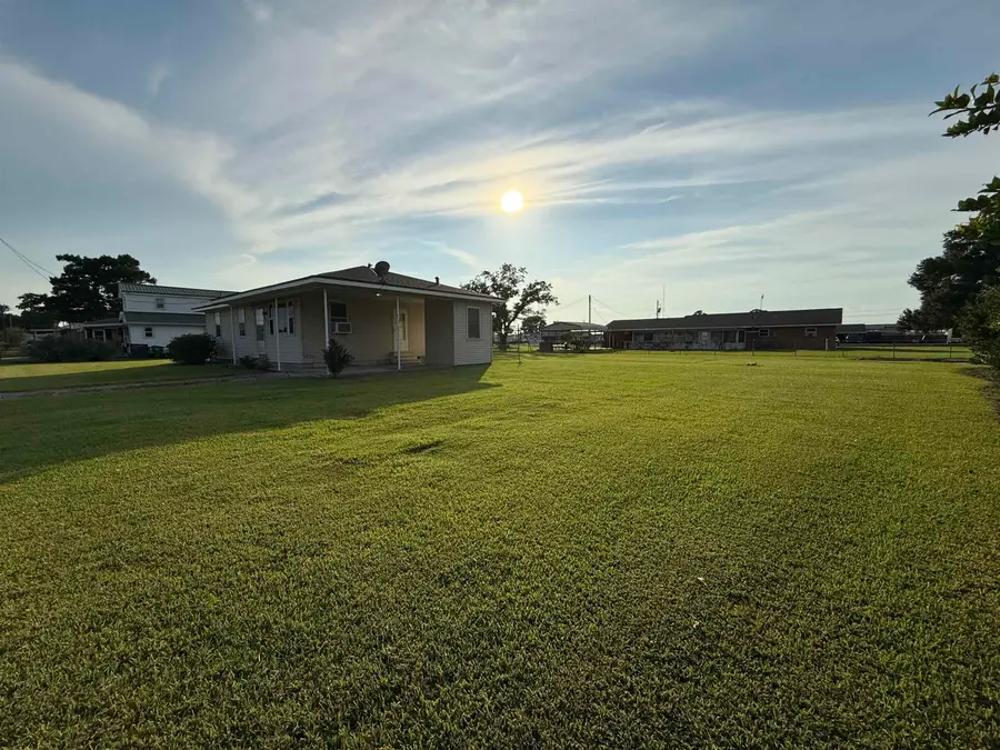 153 Linda St, Houma, LA 70364 - #3