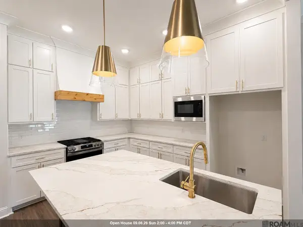 10473 Eastlake Drive, Denham Springs, LA 70726