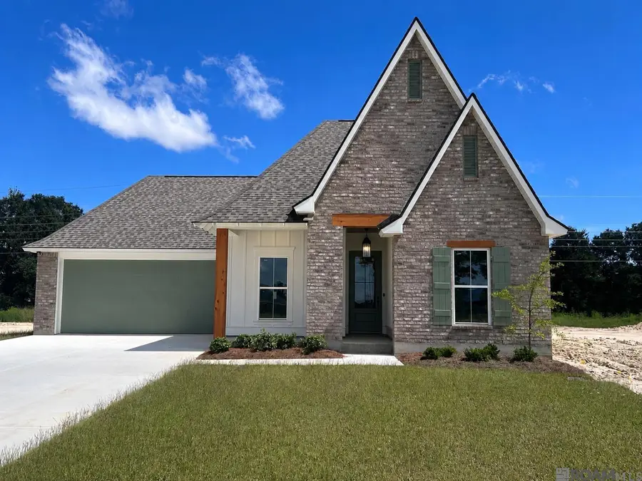 10473 Eastlake Drive, Denham Springs, LA 70726 - #2