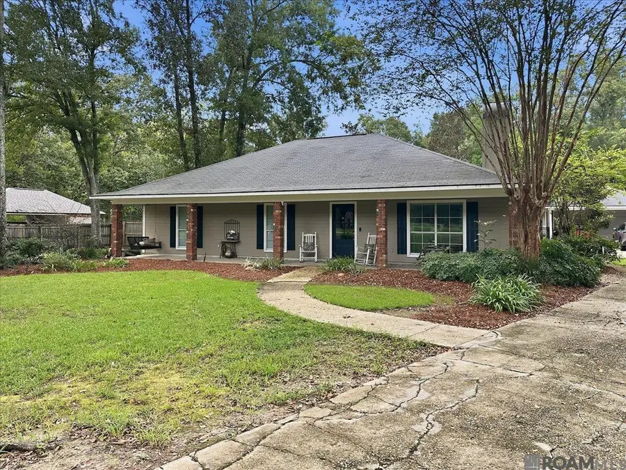 7511 Bear Cave Dr, Denham Springs, LA 70706 - #2