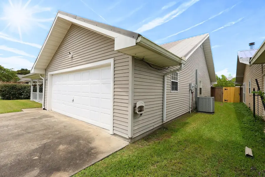 409 Tanglewood Dr, Houma, LA 70364 - #3