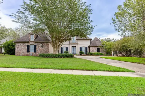 18312 Green Lakes Ct, Baton Rouge, LA 70810