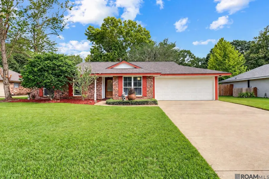 26137 Vincent Dr, Denham Springs, LA 70726 - #3