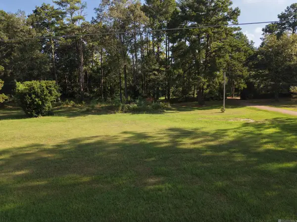 99 Julia Drive, Woodville, MS 39669