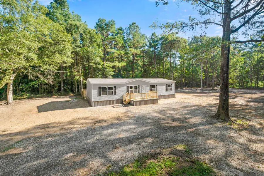 26862 Jennifer Ln, Denham Springs, LA 70726 - #2