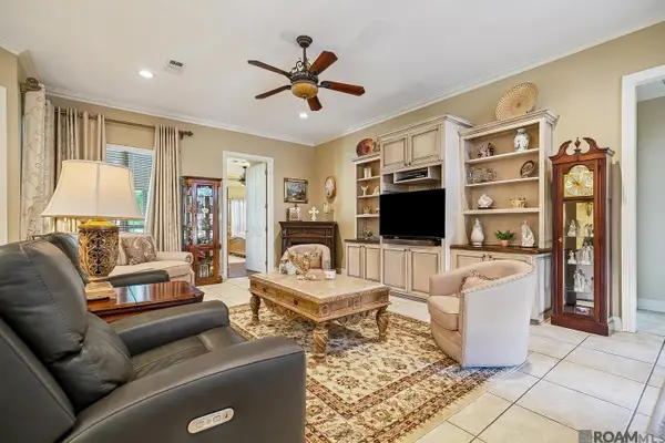 5484 Greens Ct, Gonzales, LA 70737