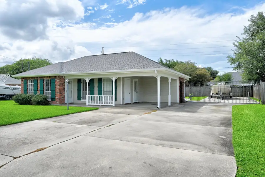 306 Parkside Dr, Thibodaux, LA 70301 - #2