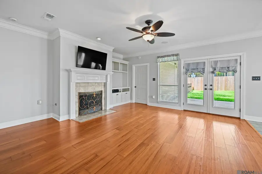 17851 Lake Azalea Dr, Baton Rouge, LA 70817 - #3