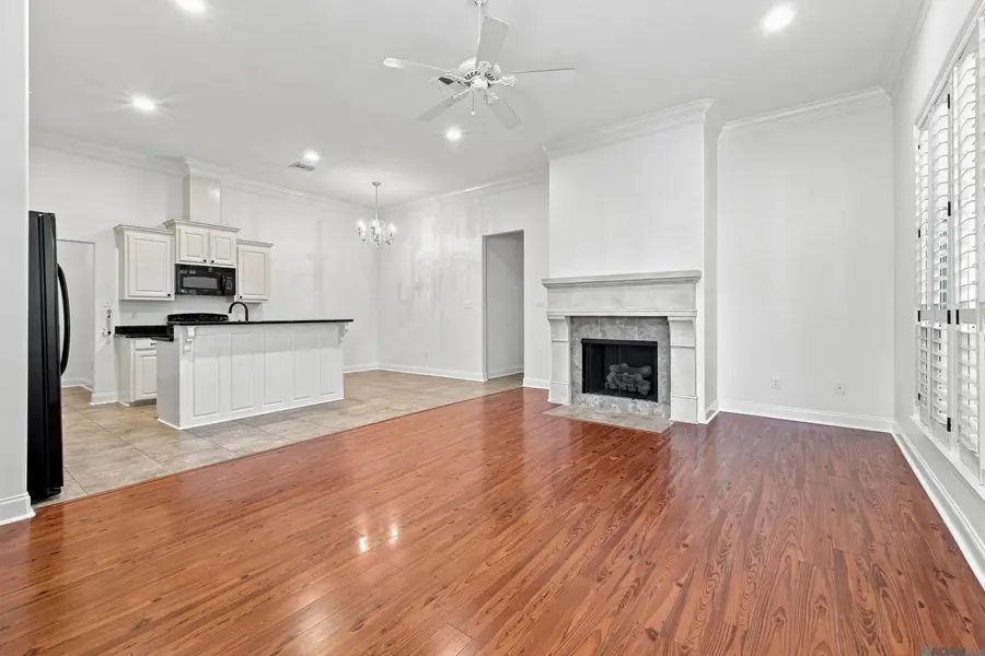 17826 Spring Creek Dr, Baton Rouge, LA 70817 - #3
