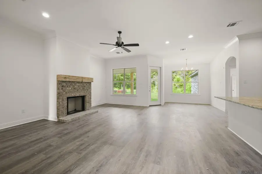 18755 Seabiscuit Ln, Zachary, LA 70791 - #3