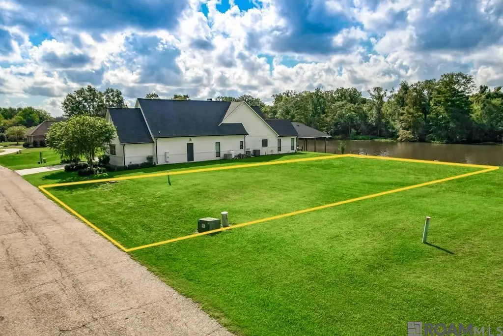 21367 Waterfront East Dr, Maurepas, LA 70449 - #1