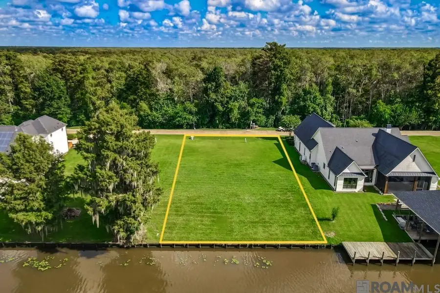 21367 Waterfront East Dr, Maurepas, LA 70449 - #2