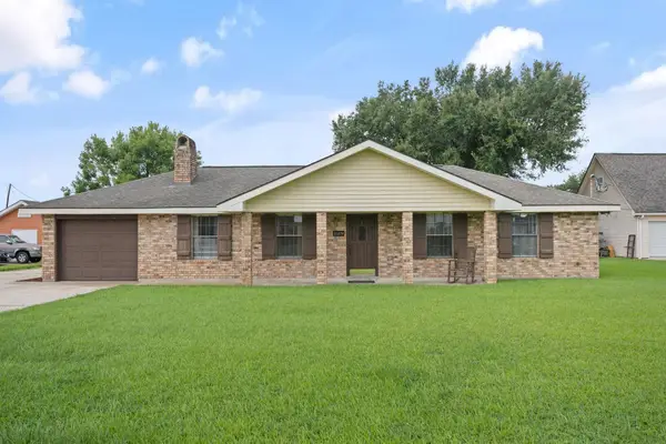 21274 Ranson Ln, Vacherie, LA 70090