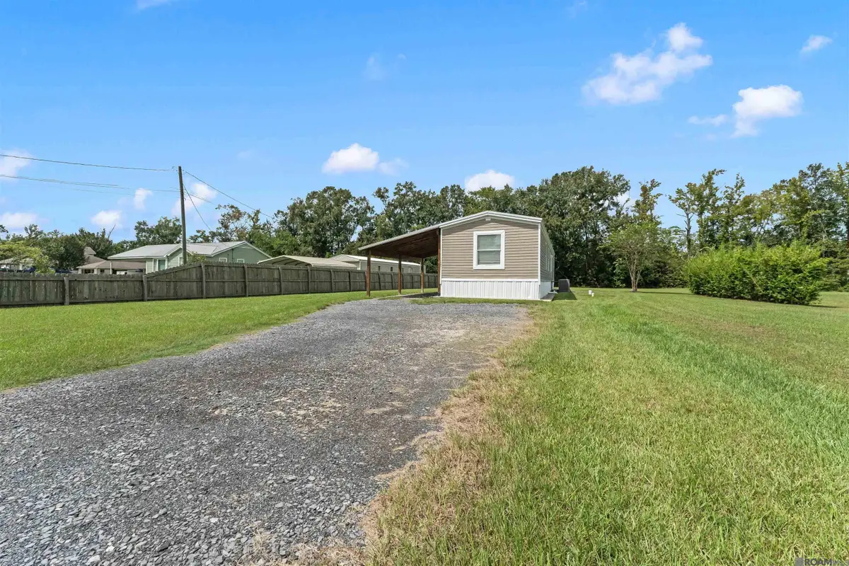 12487 Hebert Rd, Gonzales, LA 70737 - #1
