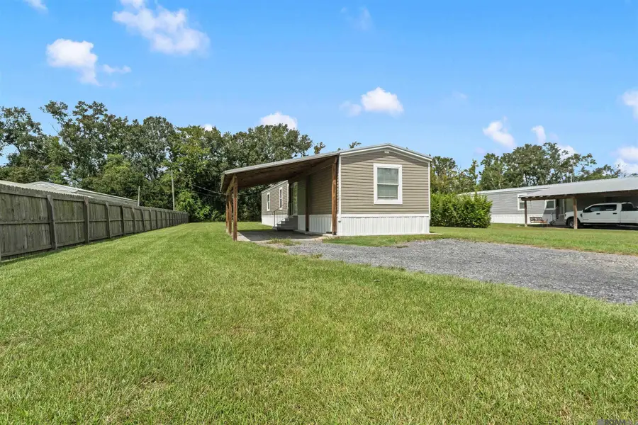 12487 Hebert Rd, Gonzales, LA 70737 - #2