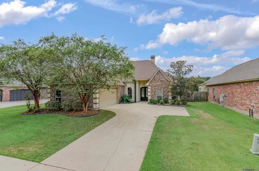 14670 Wisteria Lakes Dr, Baton Rouge, LA 70818 - #2