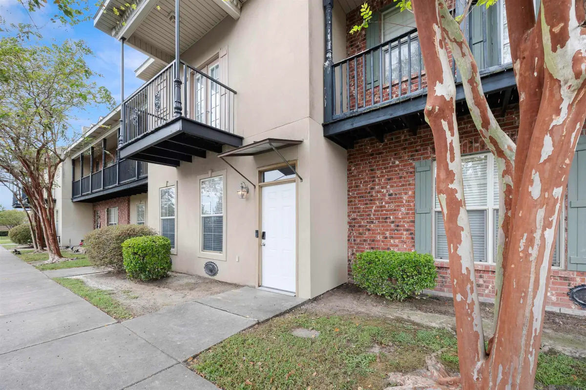 10600 Lakes Blvd #1205, Baton Rouge, LA 70810 - #1