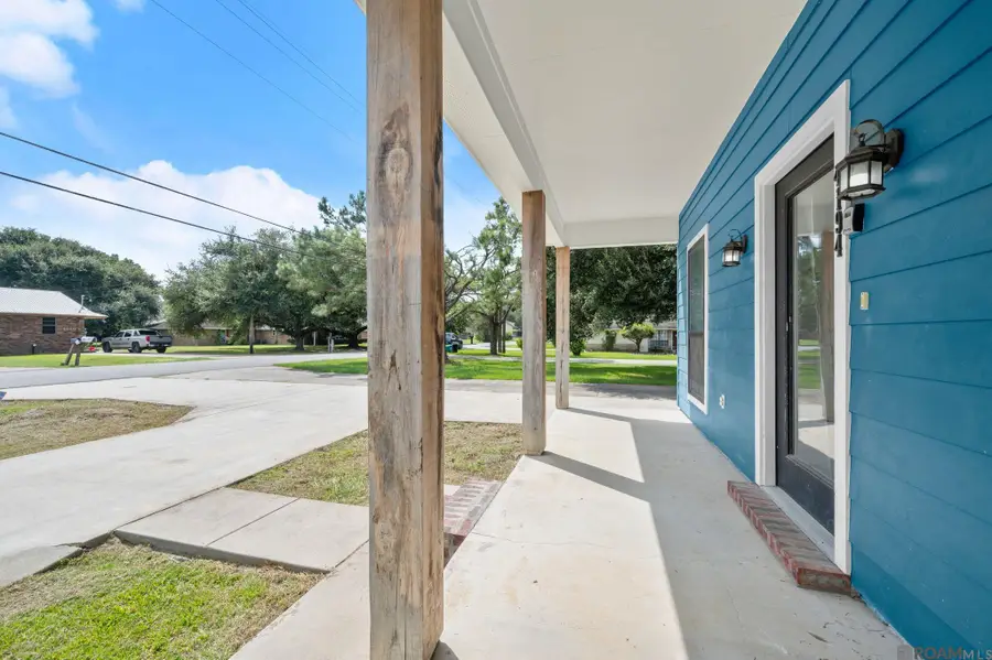 4194 Shaffett Ln, Zachary, LA 70791 - #3