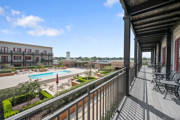 7707 Bluebonnet Blvd #329, Baton Rouge, LA 70810
