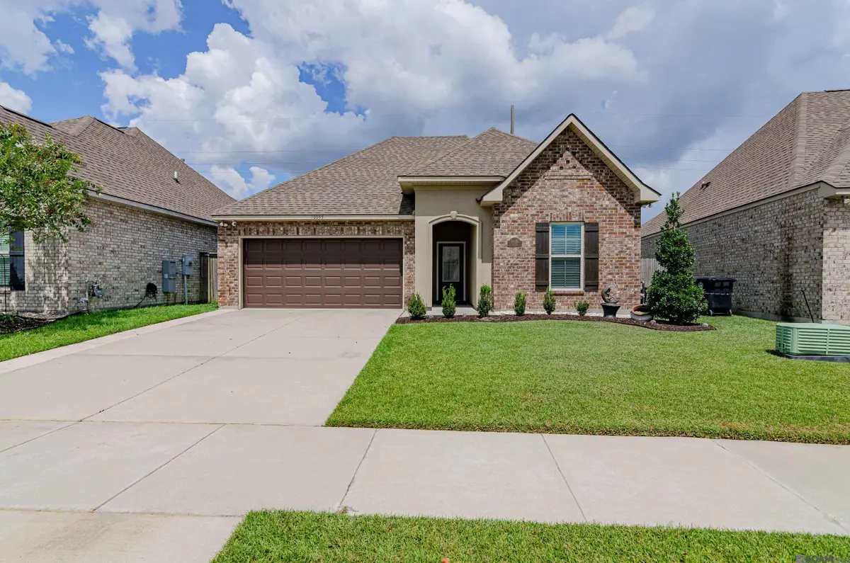 10055 Ole Millstead Ct, Baton Rouge, LA 70816 - #1