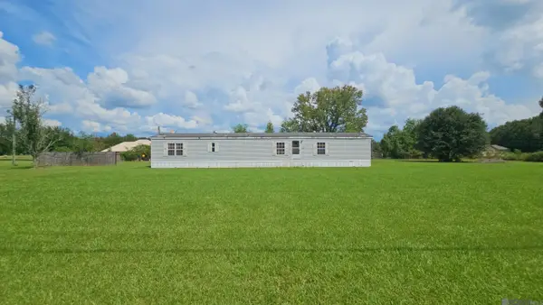 22424 Jacocks Rd, Slaughter, LA 70777