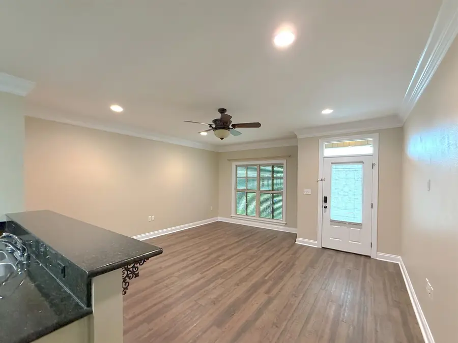 1011 Mcculla St, Thibodaux, LA 70301 - #2
