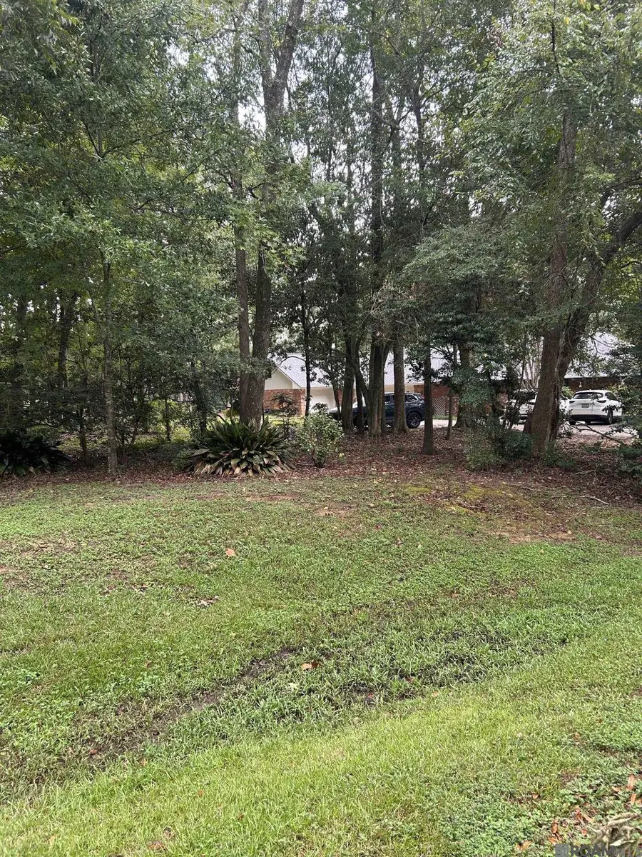 8013 Oakbrook Dr, Oak Hills Place, LA 70817 - #2