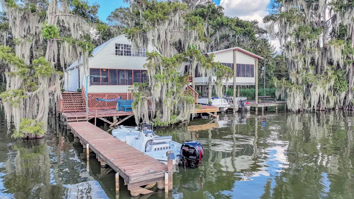 325 Lake Verrett, Napoleonville, LA 70390 - #1