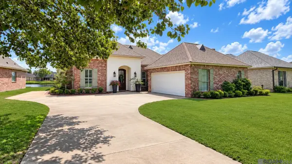 331 Lakeshore Dr, Oscar, LA 70762